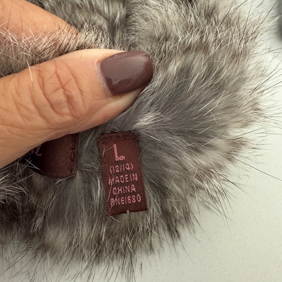 525 Girls Rabbit Fur Vest Sz L - Picture 8 of 8